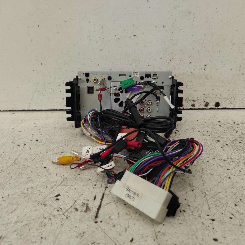 stereo/head unit