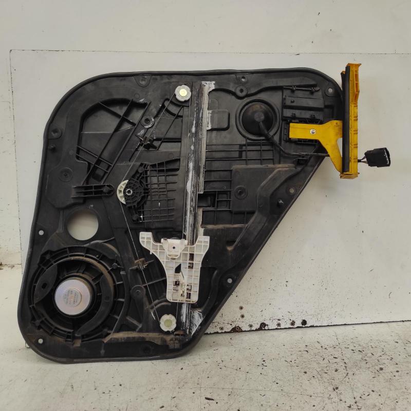 window regulator/motor rear left