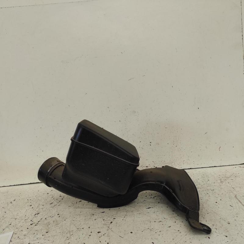 air cleaner duct/hose