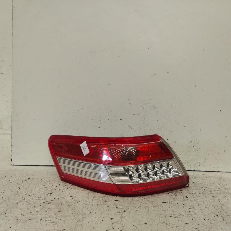 taillight left