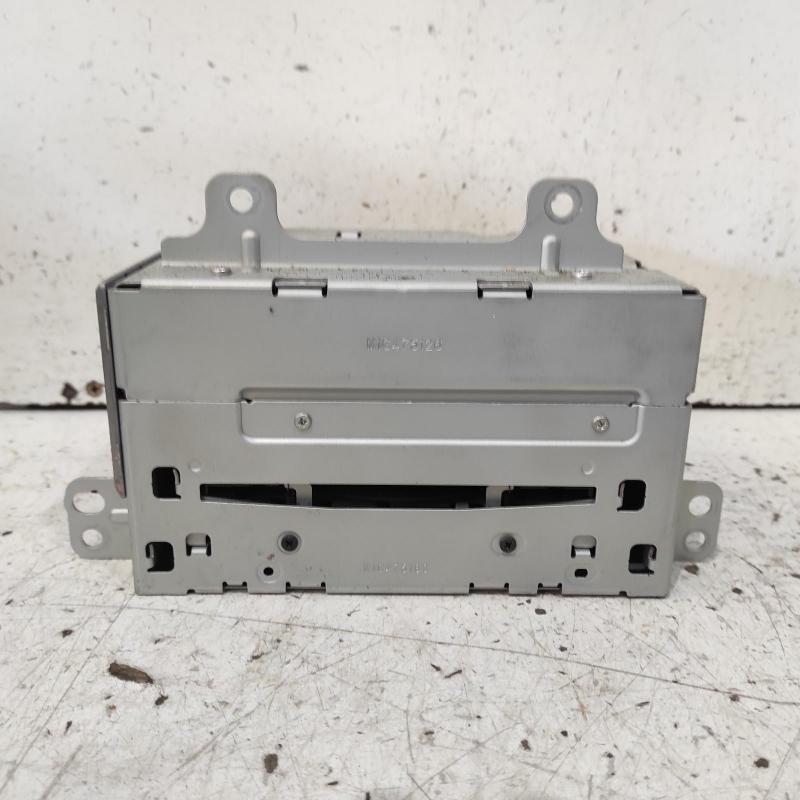 stereo/head unit