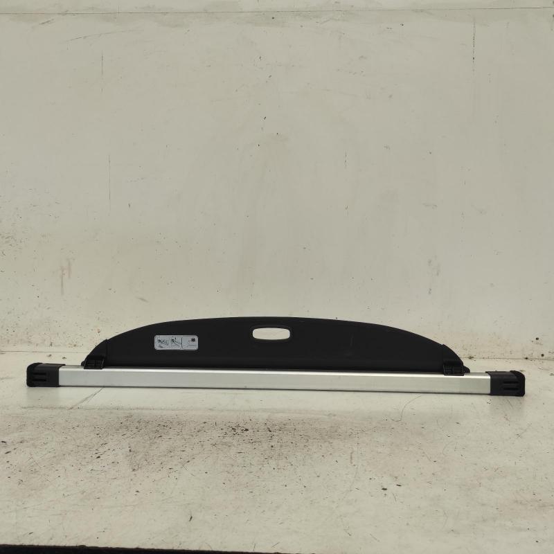 parcel shelf