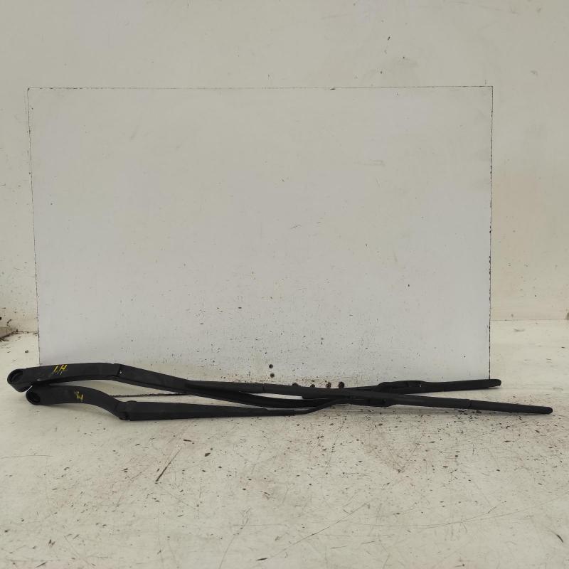 wiper arm