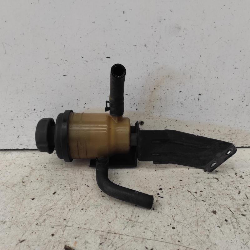 power steering reservoir
