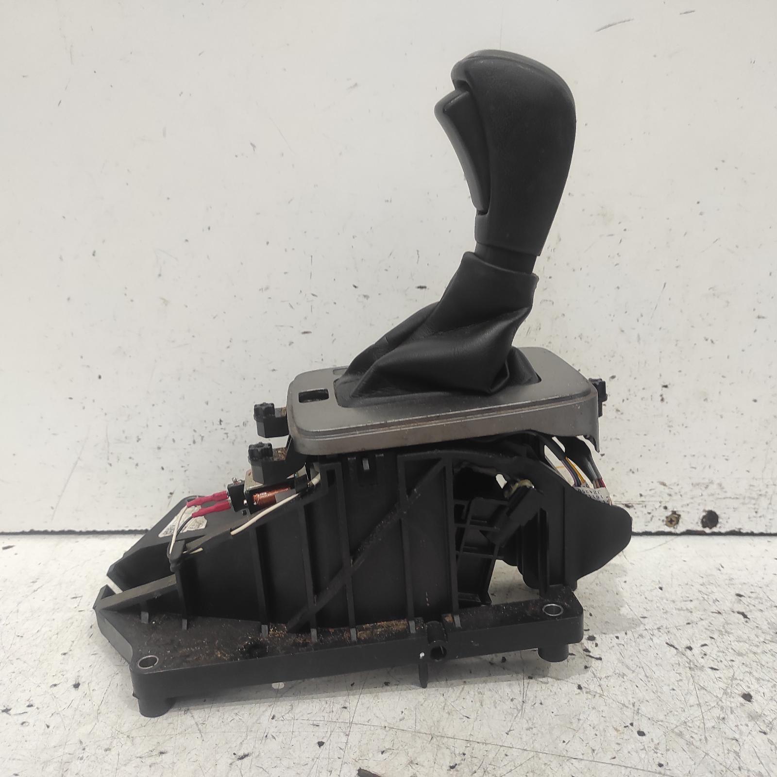 #685866, Used gear stick/shifter for 2017 ranger| gear shifter, auto t ...
