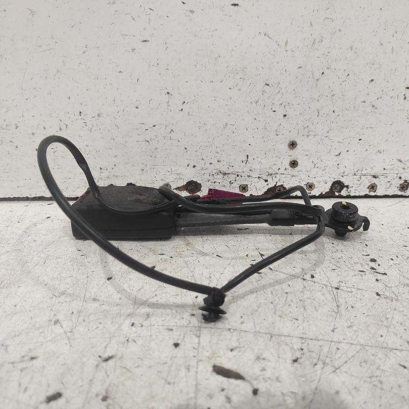 seat belt stalk