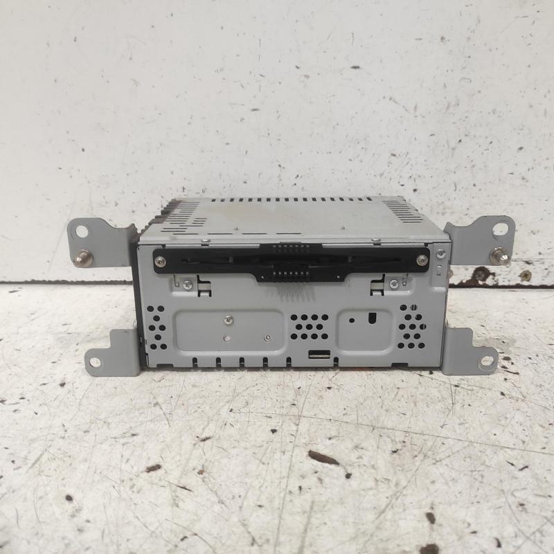stereo/head unit