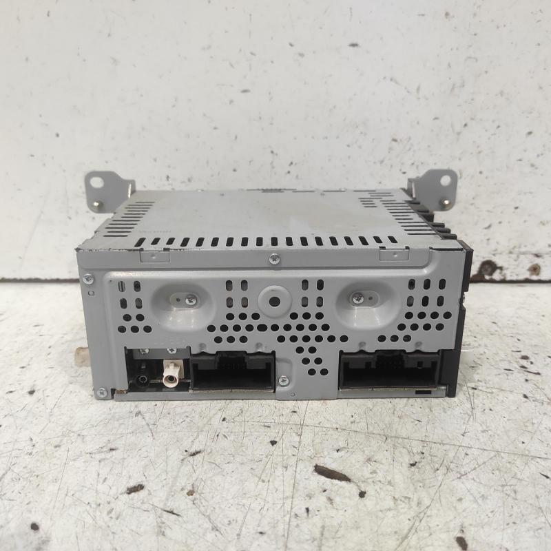 stereo/head unit