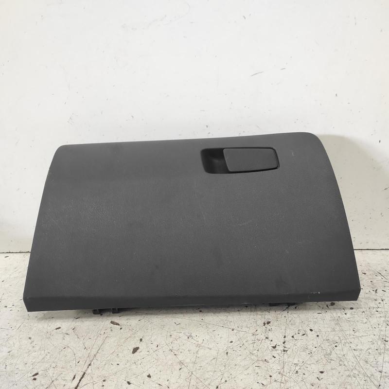 glove box