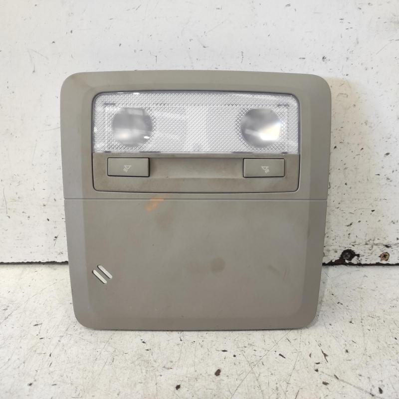 courtesy light