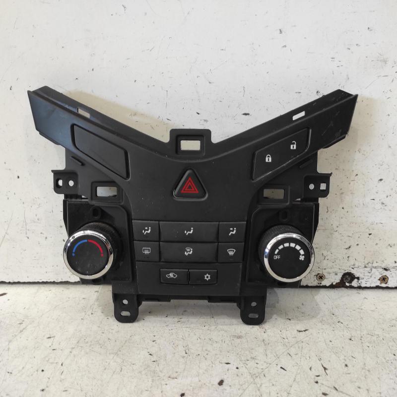 heater/aircon controls