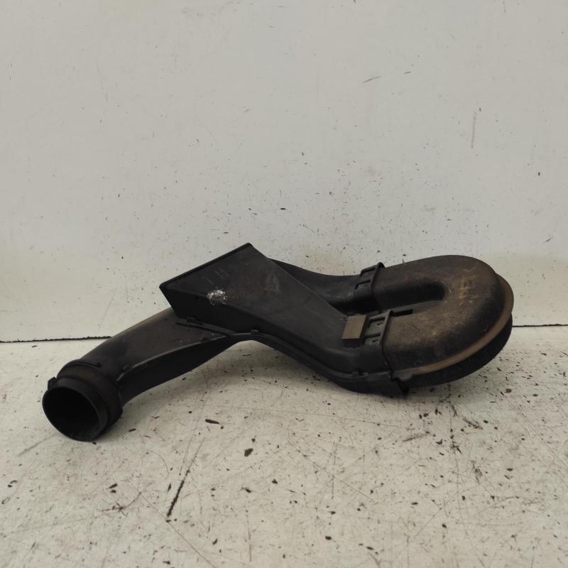 air cleaner duct/hose
