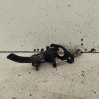 clutch master cylinder