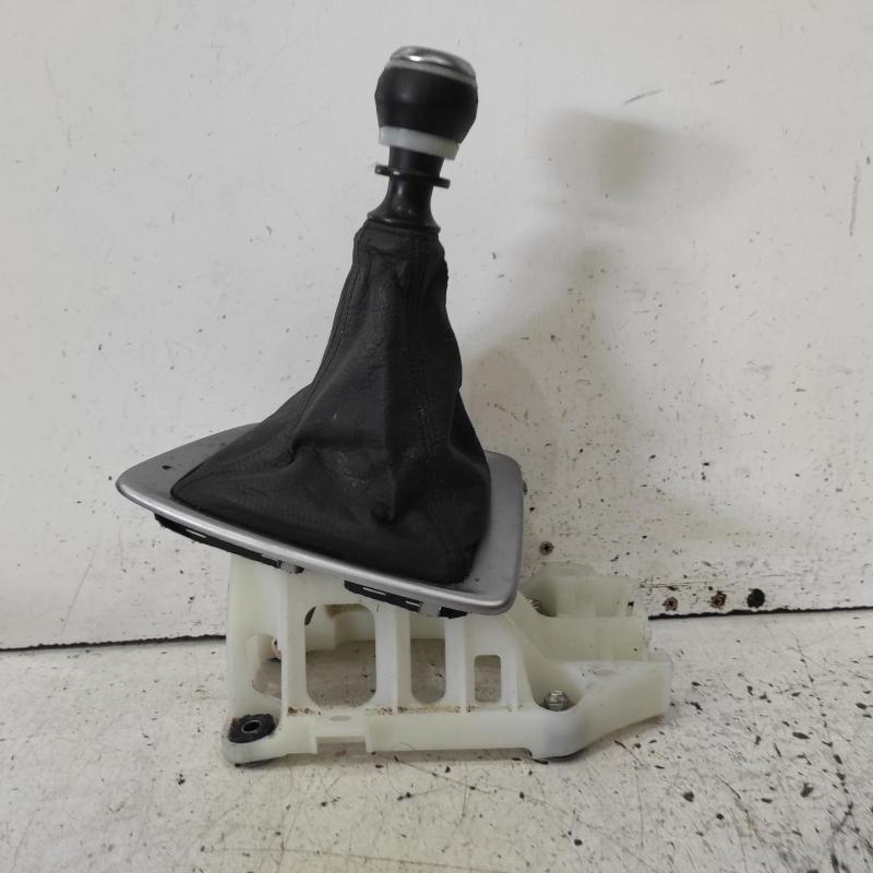 gear stick/shifter