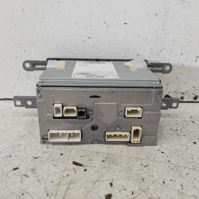 stereo/head unit