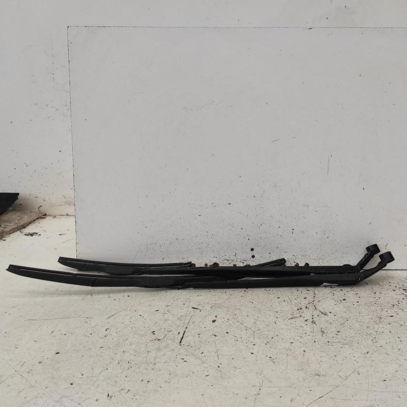 wiper arm