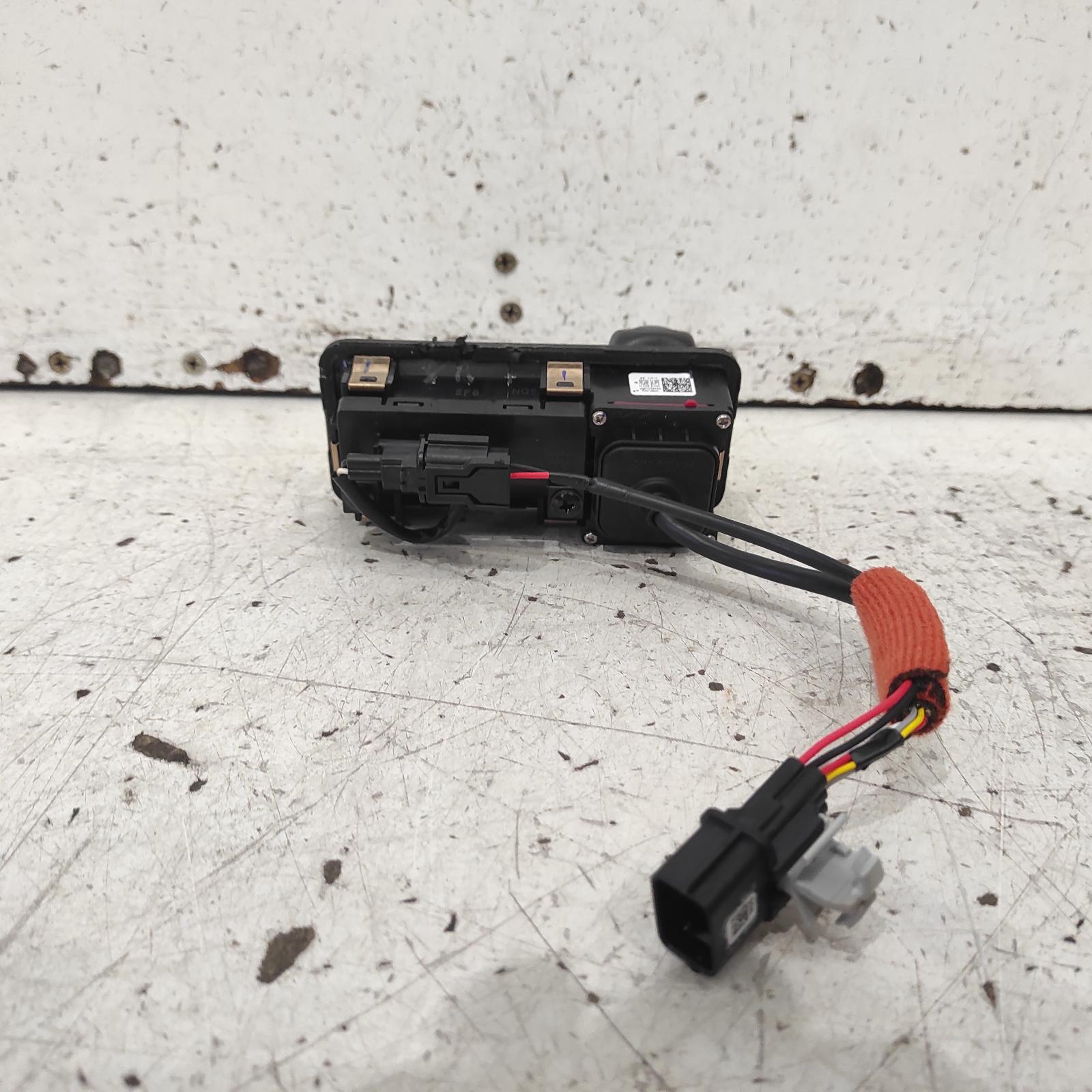 Sportage Camera 2021-2025 nq5,reverse camera (tailgate handle mounted),09/21-01/25 00021957 #686332