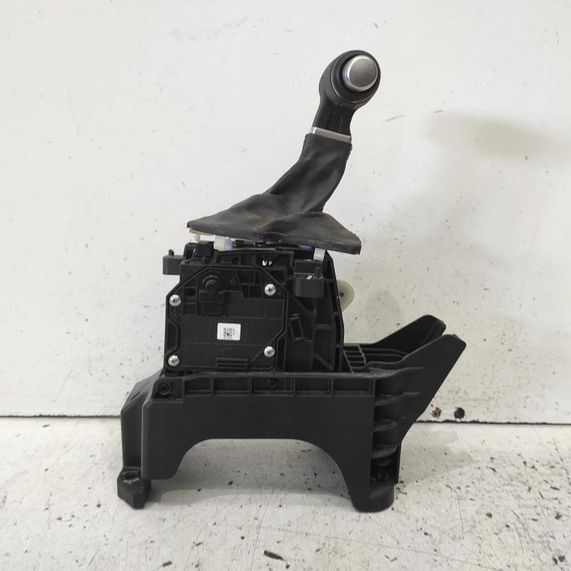 gear stick/shifter
