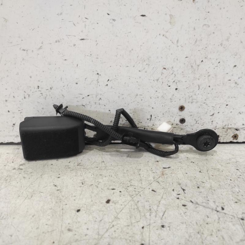 seat belt stalk