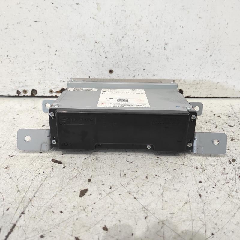 stereo/head unit