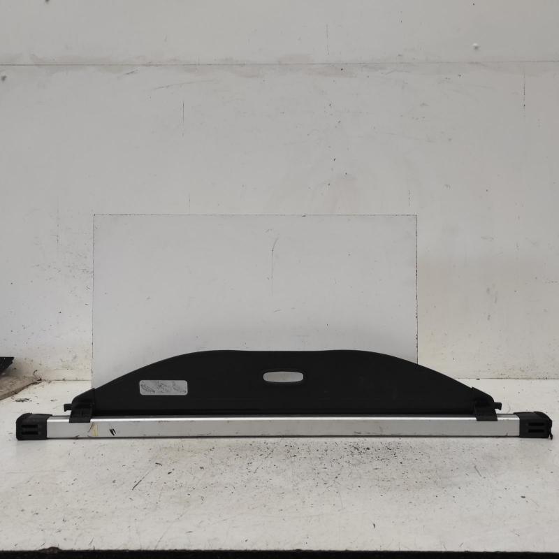 parcel shelf