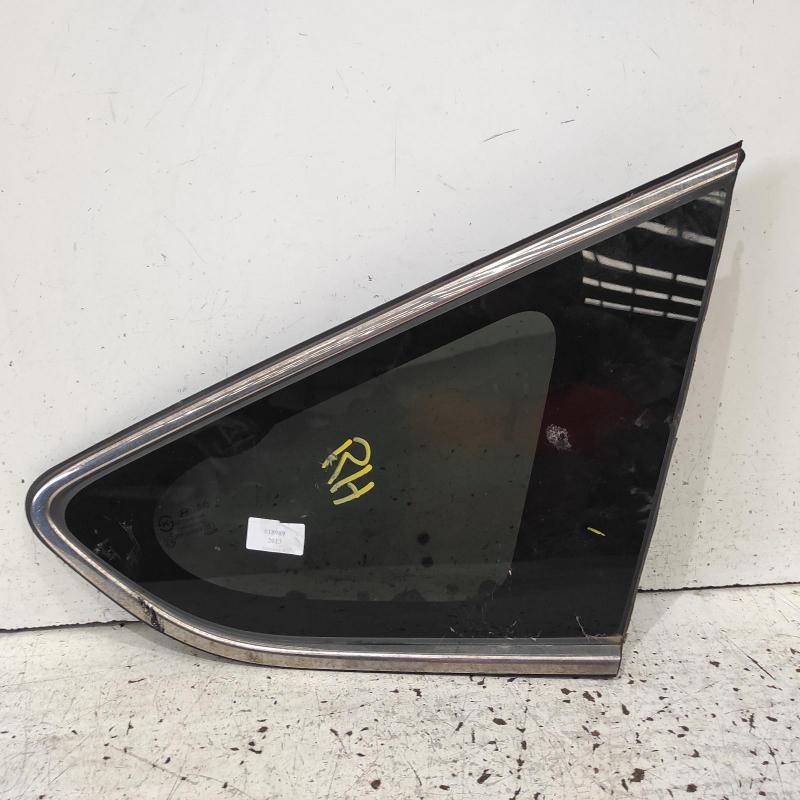 side glass rear right