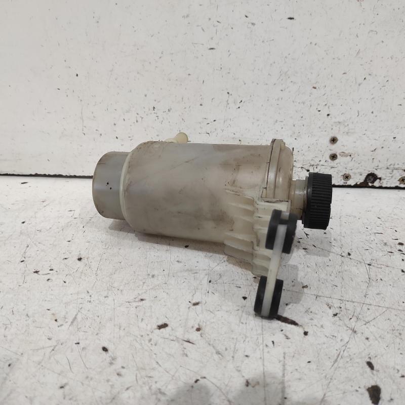 power steering reservoir