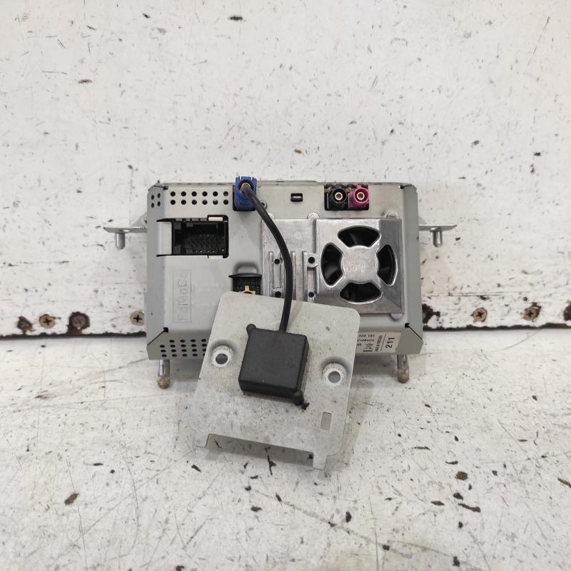 stereo/head unit