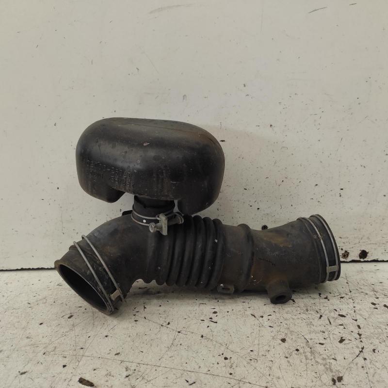 air cleaner duct/hose