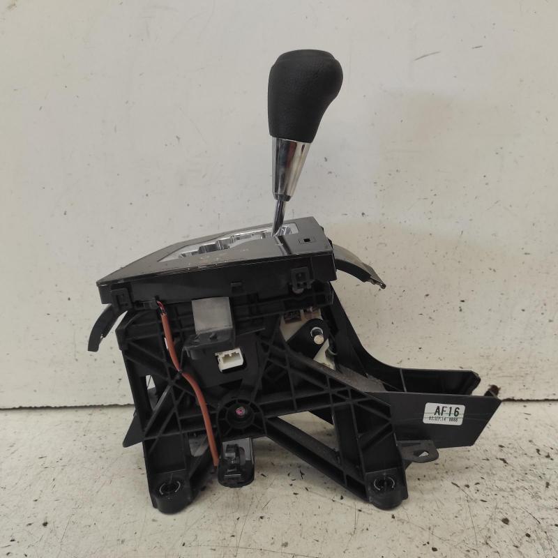 gear stick/shifter