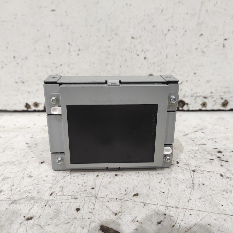 stereo/head unit