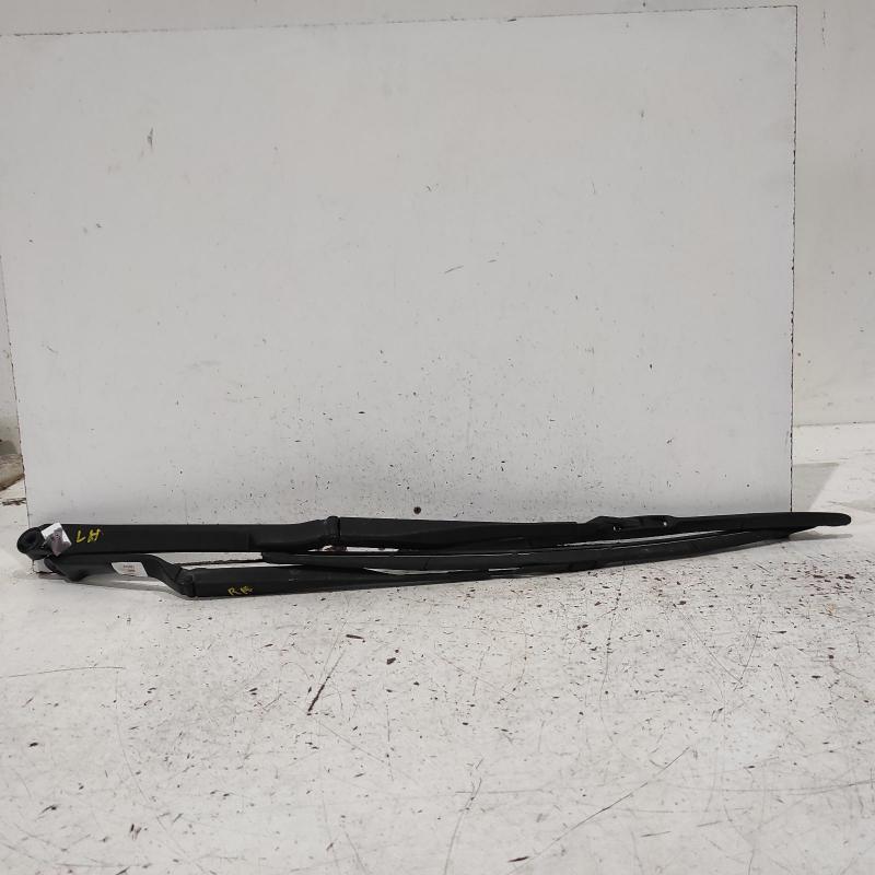 wiper arm