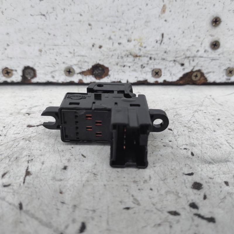power door window switch
