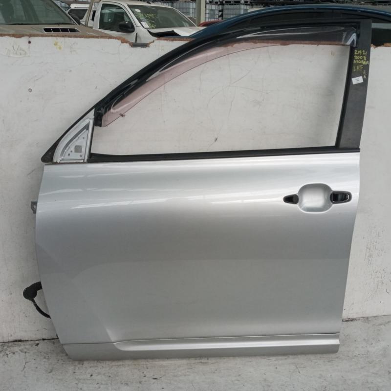 door front left