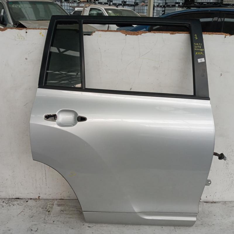 door/sliding rear right