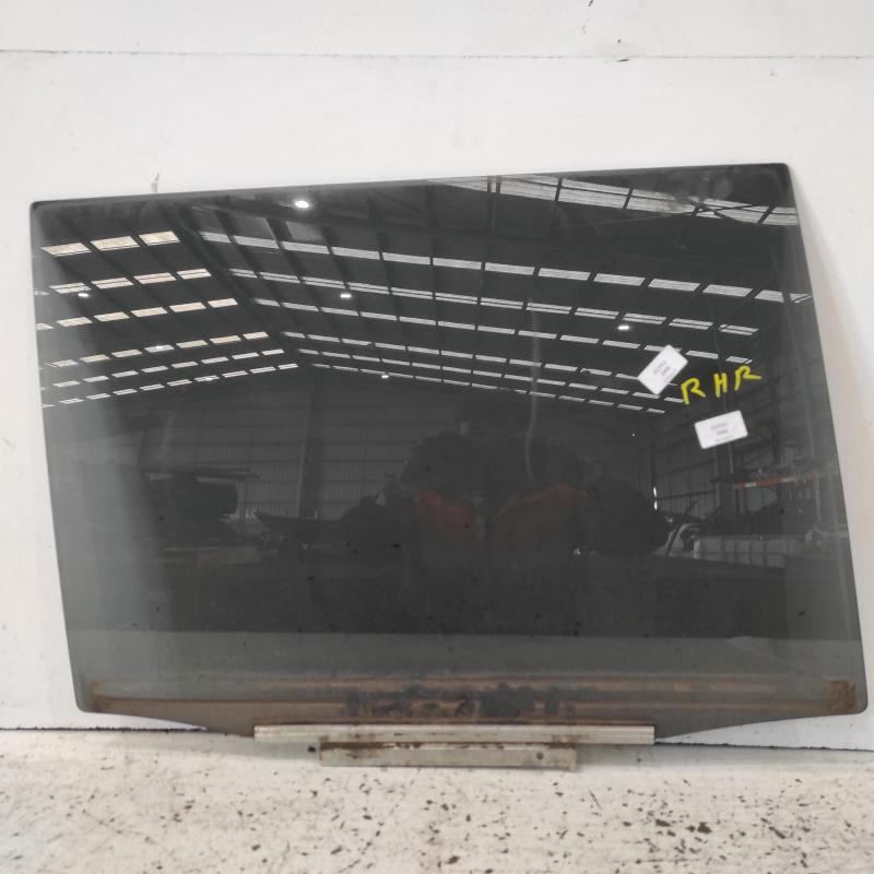 door window rear right