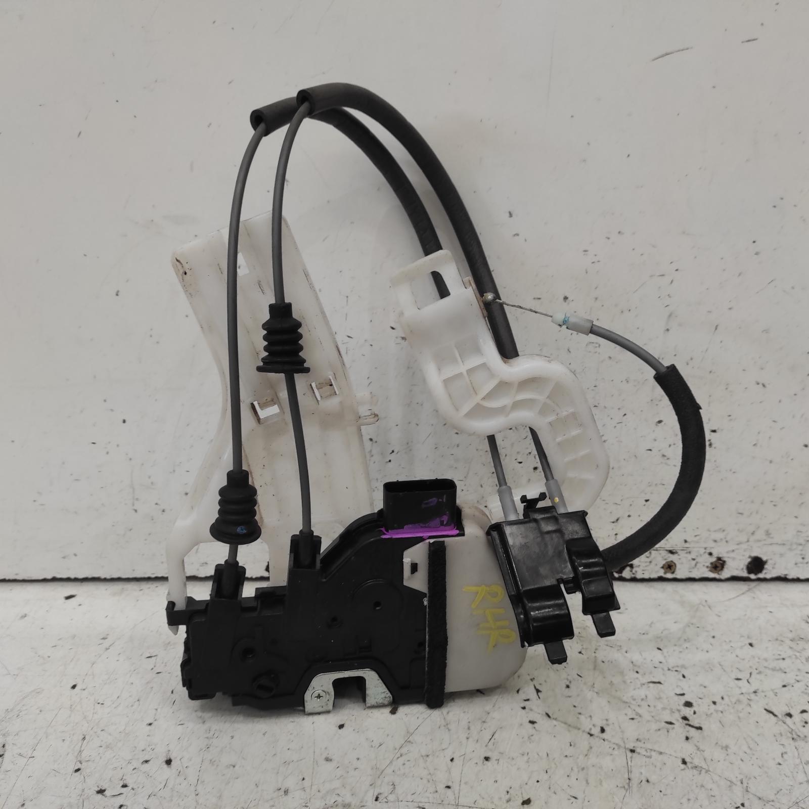 Santa Fe Door/boot/gate Lock 2012-2018 right rear door lock,dm,06/12-02/18 00021959 #687086