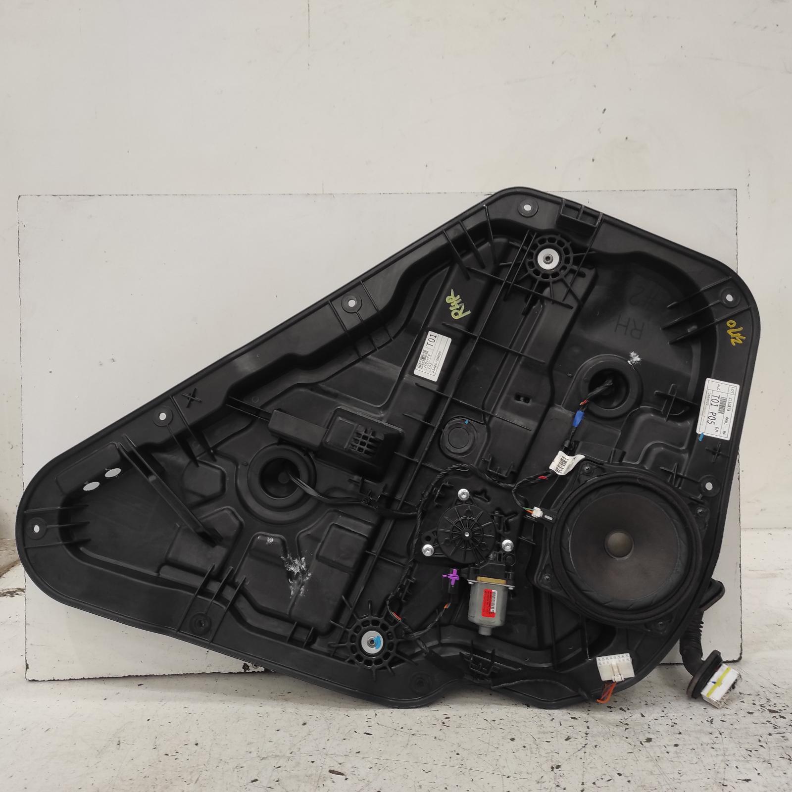 Santa Fe Window Regulator/motor Rear Right 2012-2018 dm,door reg & motor assy,06/12-02/18 00021959 #687120