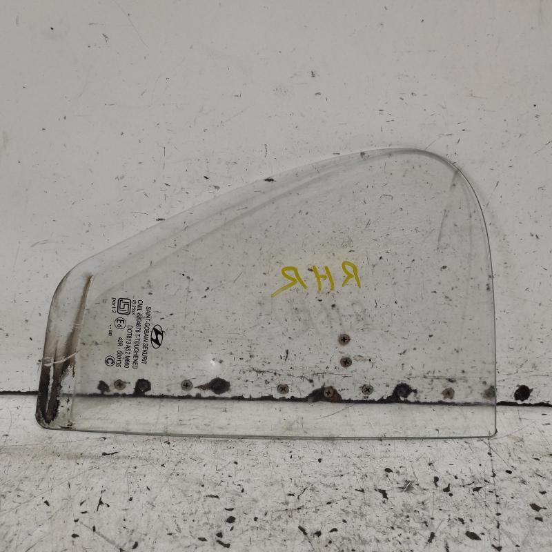 quarter door glass rear right