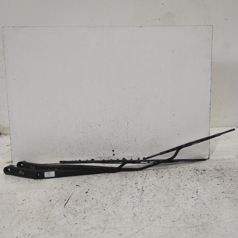 wiper arm
