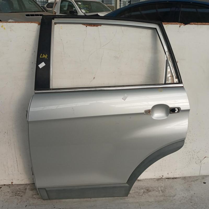 door/sliding rear left