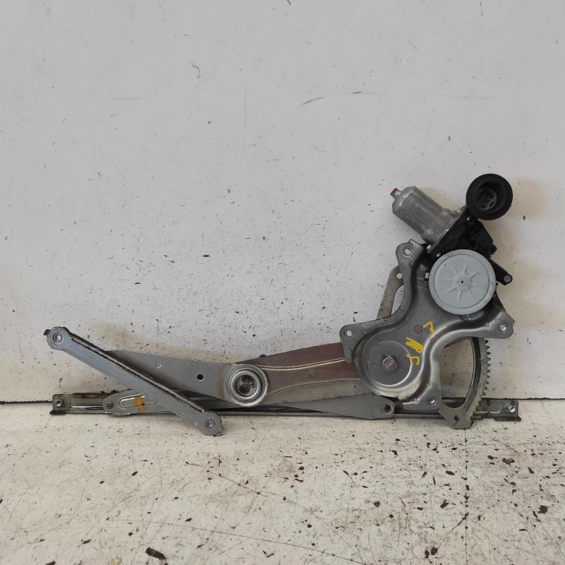 window regulator/motor front left