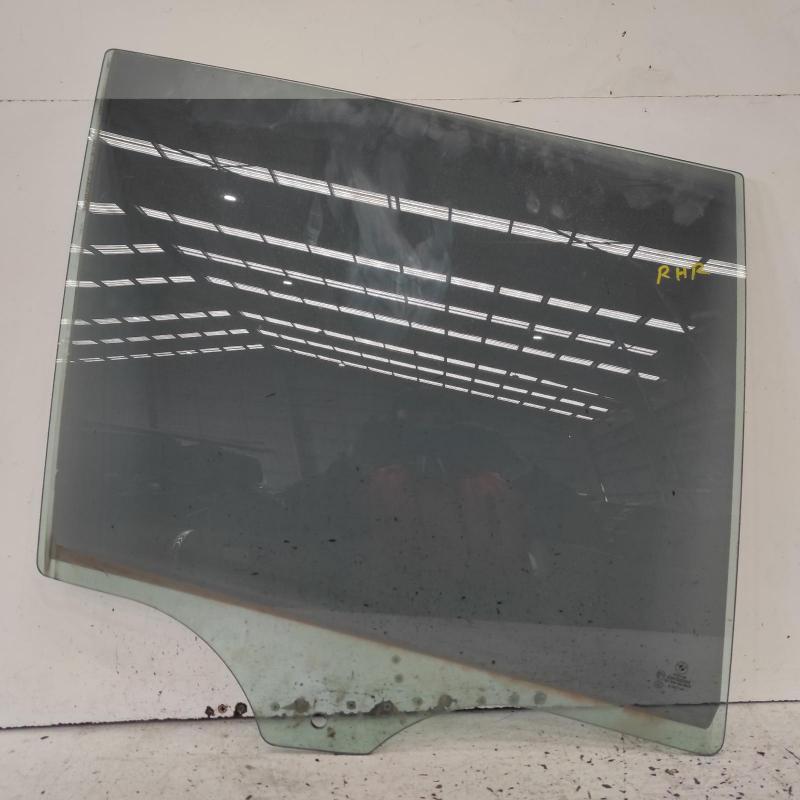 door window rear right