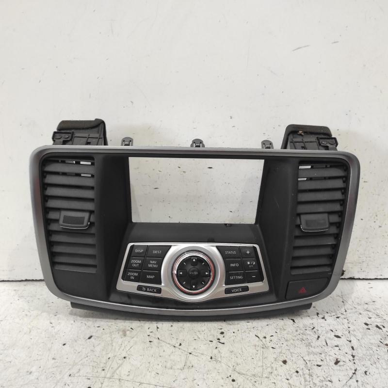 stereo/head unit
