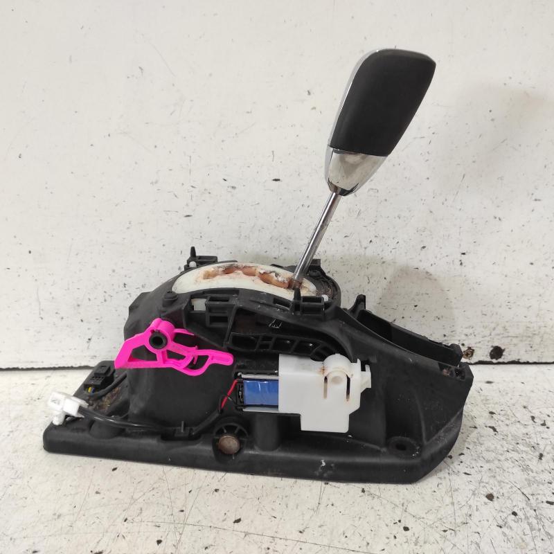 gear stick/shifter