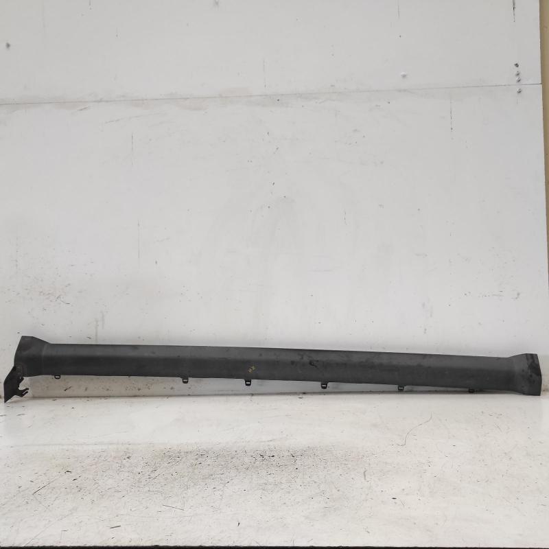 side step skirt