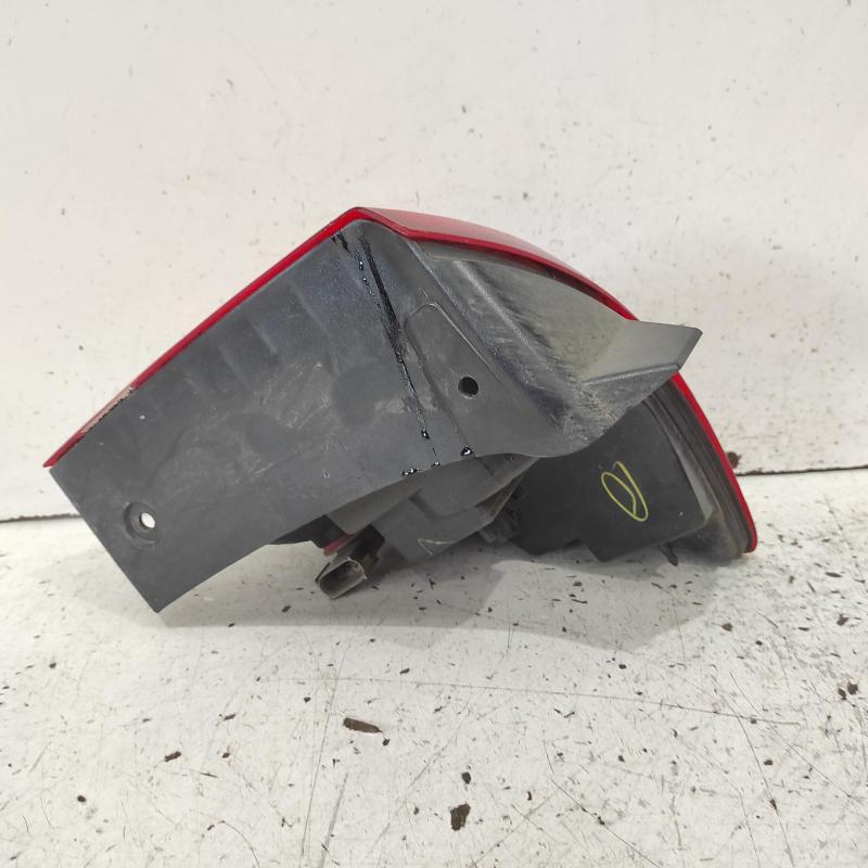 taillight left