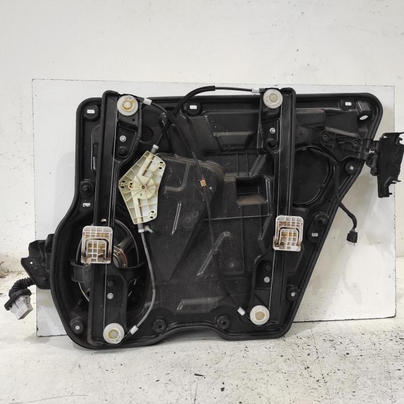 window regulator/motor rear left