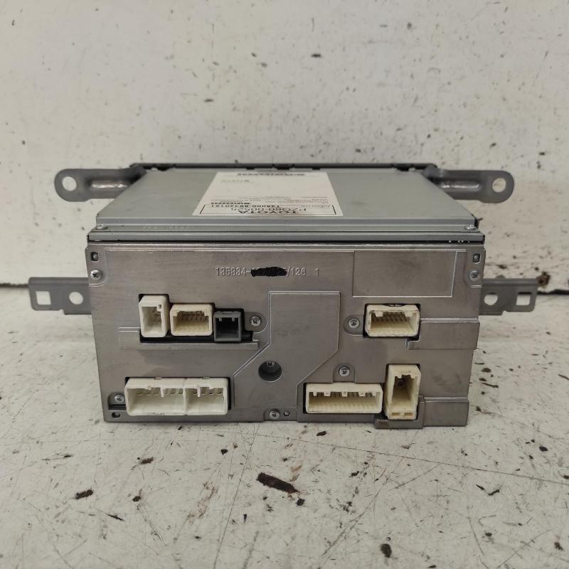 stereo/head unit