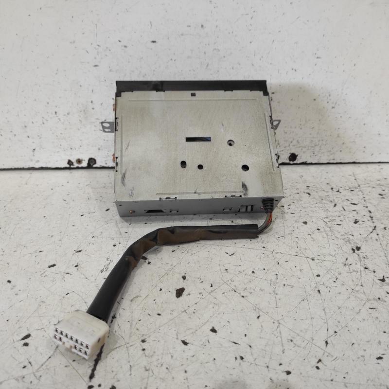 stereo/head unit